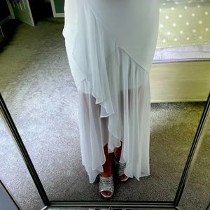 BEBE!🤍🤍WHITE GORGEOUS SHEER MAXI SKIRT!